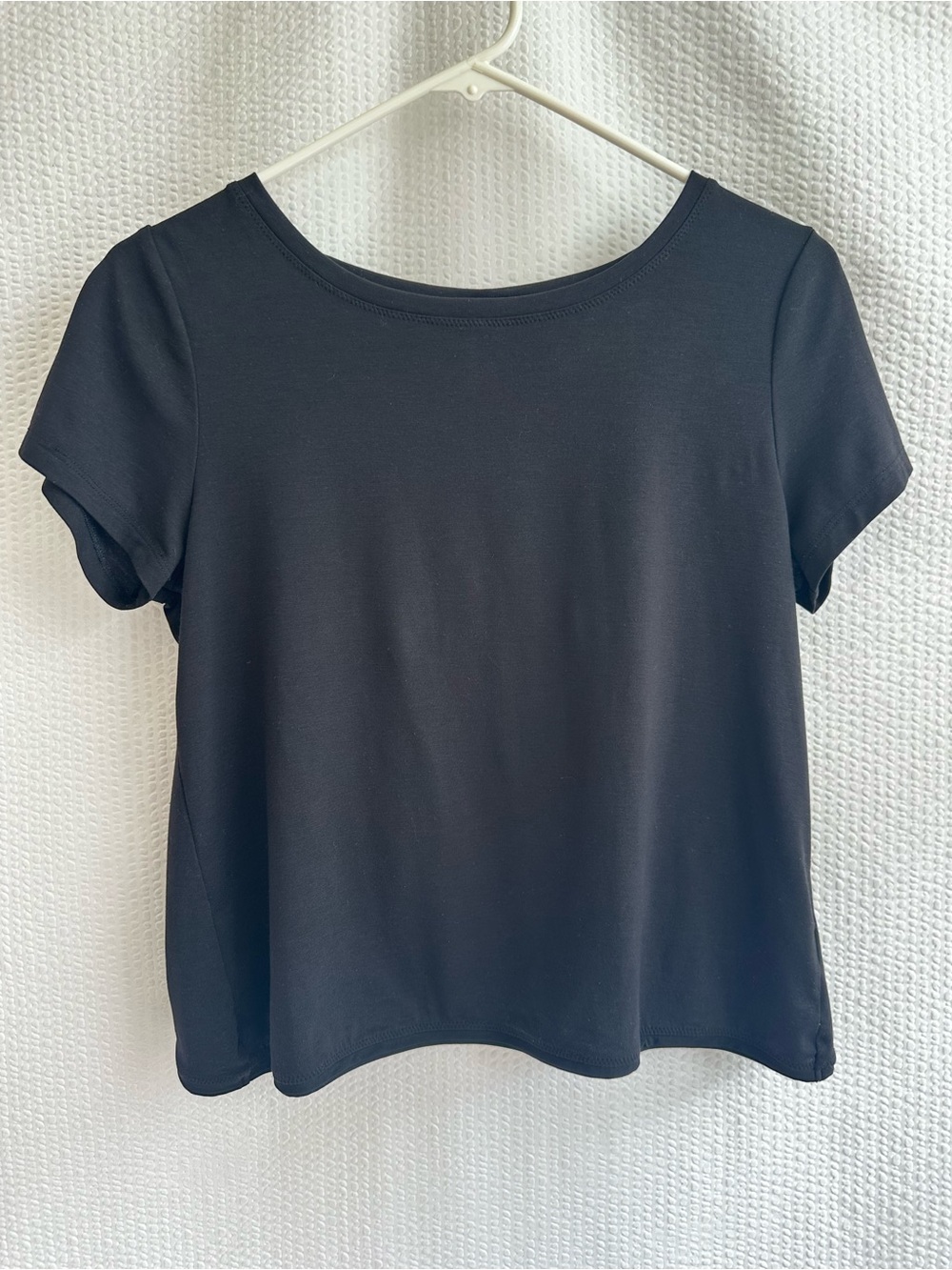 Athleta Black Short Sleeve Tee Open Back Women’s XS Yoga Workout Gym